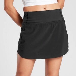 NWOT ATHLETA run with it Black Athletic Skort size S